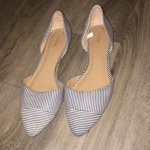 Mint condition Merona flats